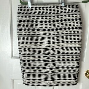 LOFT textured tribal print  pencil skirt 6 EUC